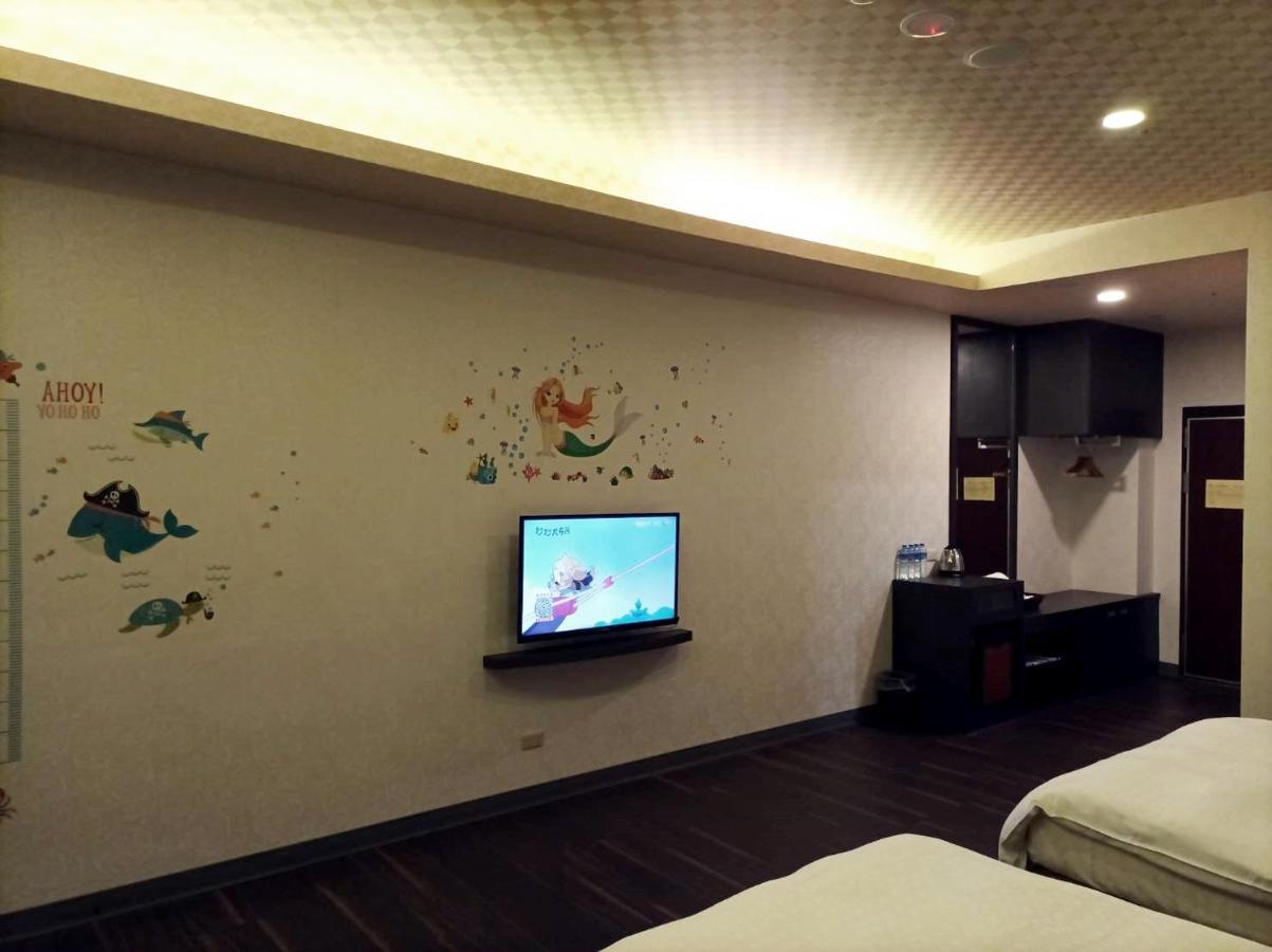 Crystal Hotel Puli Extérieur photo